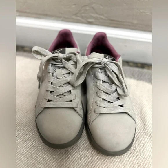 Kuru Roam Cloud Classic Court Sneaker Tennis Shoes Size 6 Comfort Pain Relief - Picture 2 of 6